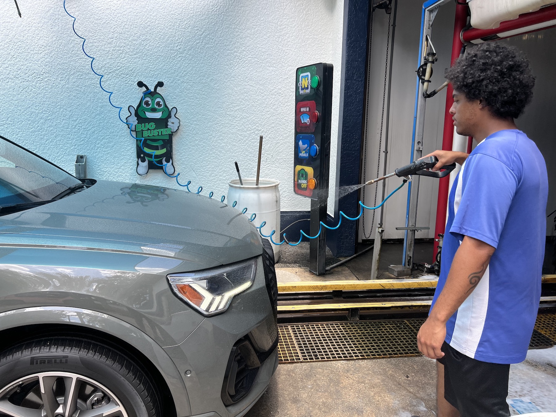 car wash pre-spray